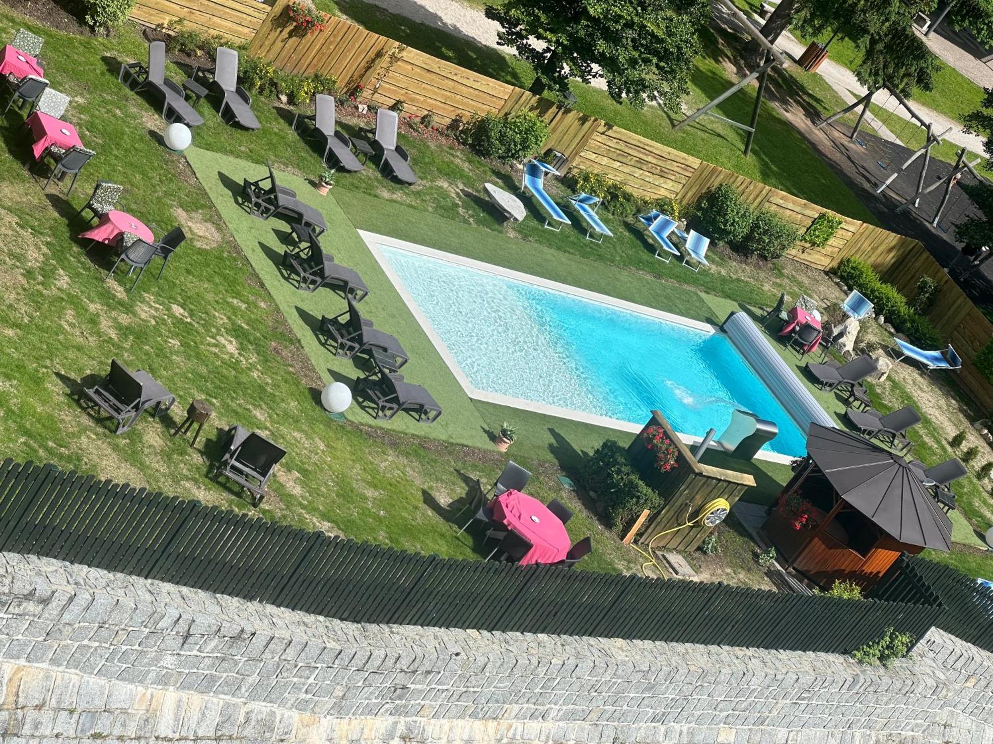 Hotel Garni St. Hubertus Madonna Exterior foto